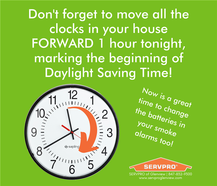 green background with orange arrow pointing clockwise on a white clockface for daylight saving time reminder